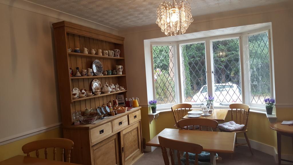 Sadlers Guest House Wokingham Zewnętrze zdjęcie
